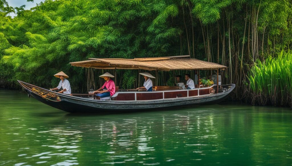 Eco-friendly river cruises Hoi An